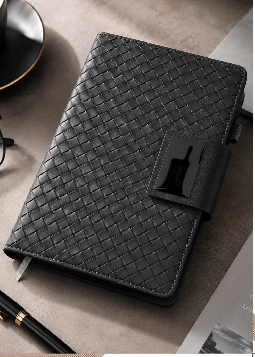 V-816 Artisan Magnetic Clasp Corporate Journal